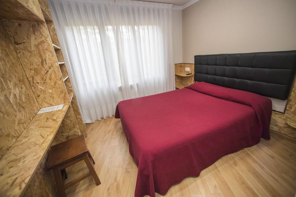 Hostal Vitorina Soria Exteriör bild