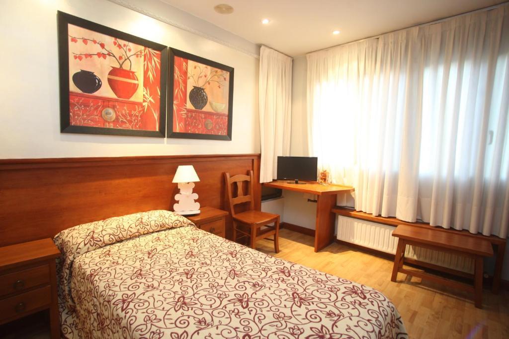 Hostal Vitorina Soria Rum bild