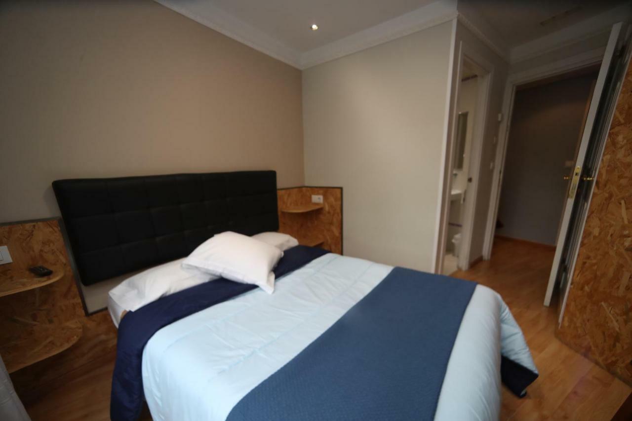 Hostal Vitorina Soria Exteriör bild