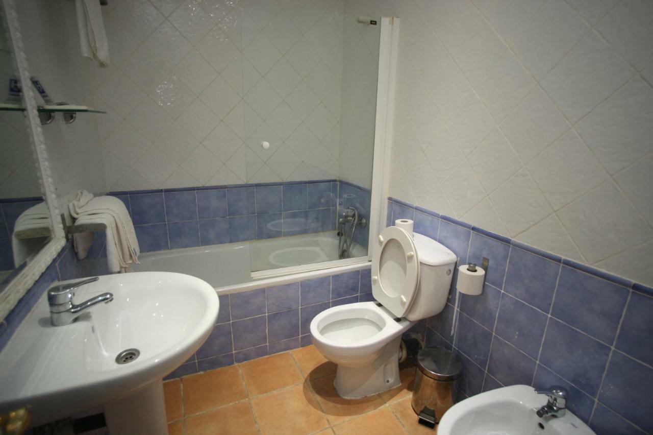 Hostal Vitorina Soria Exteriör bild